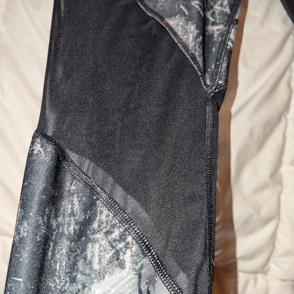 Nike Medium yoga/workout pants - Picture 8 of 8